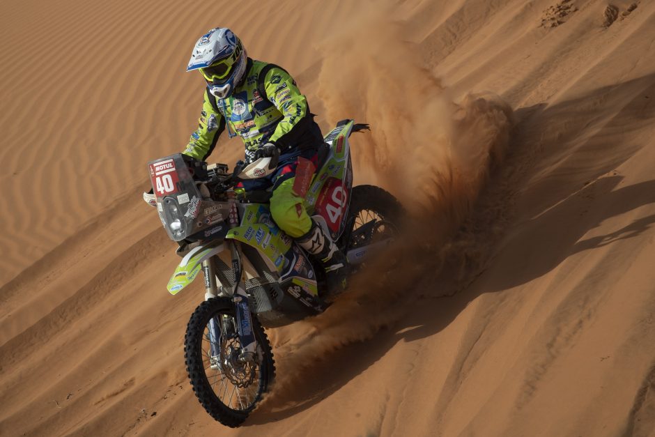 Per Dakaro ralį susižalojęs olandų motociklininkas E. Straveris mirė