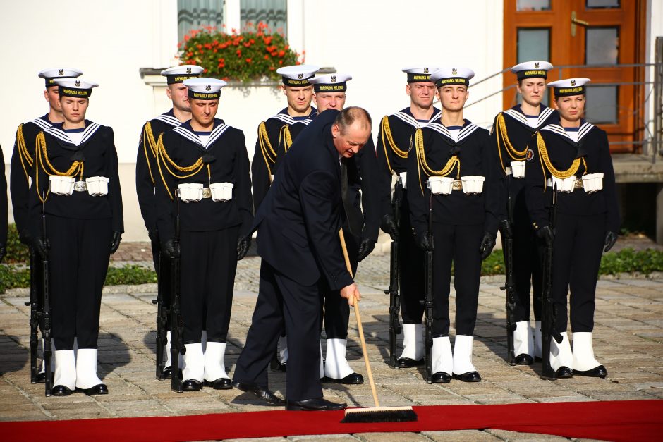 A. Merkel lankosi karo reparacijų reikalaujančioje Lenkijoje