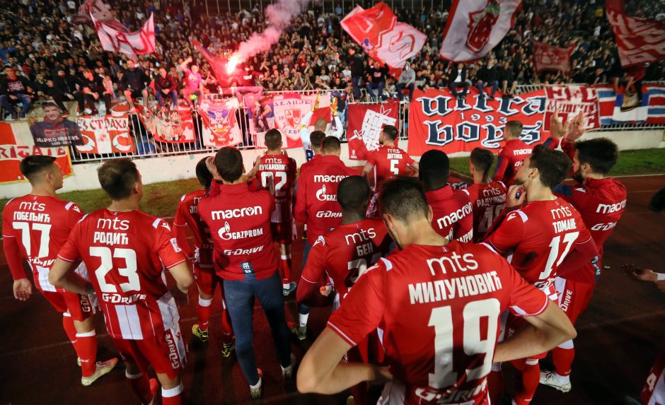 Penkiems Belgrado futbolo klubo „Crvena zvezda“ žaidėjams nustatytas koronavirusas