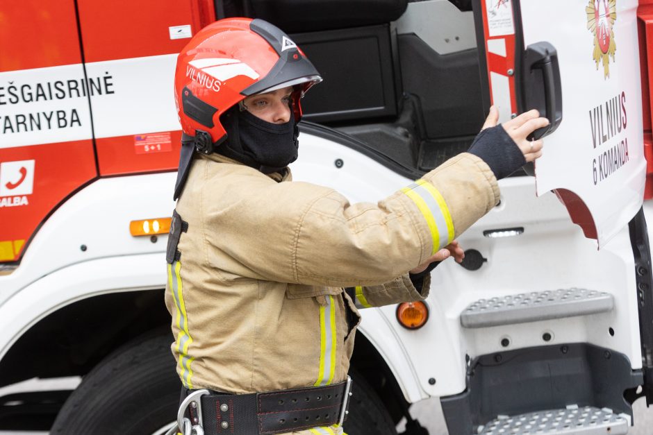 Lietuva siunčia ugniagesių komandą kovoti su miško gaisrais Graikijoje