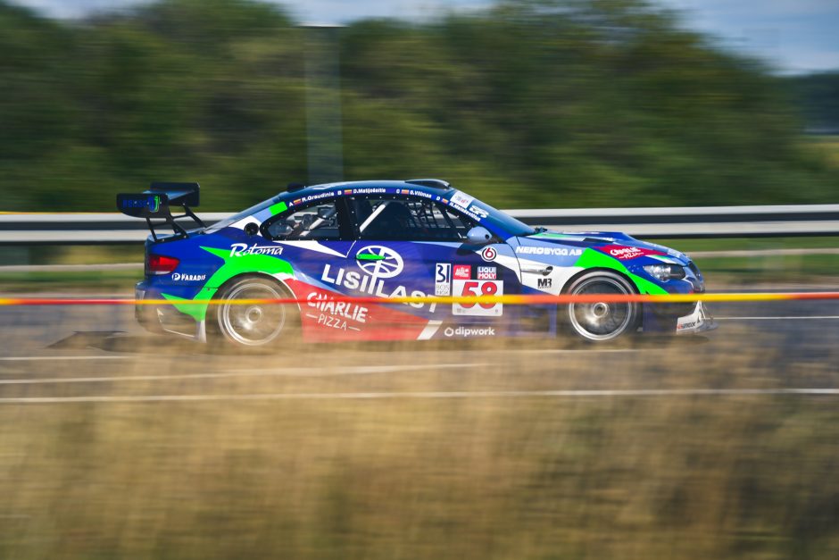 1006 km lenktynių kvalifikacijoje greičiausias buvo „Lamborghini“ vairavęs K. Calko