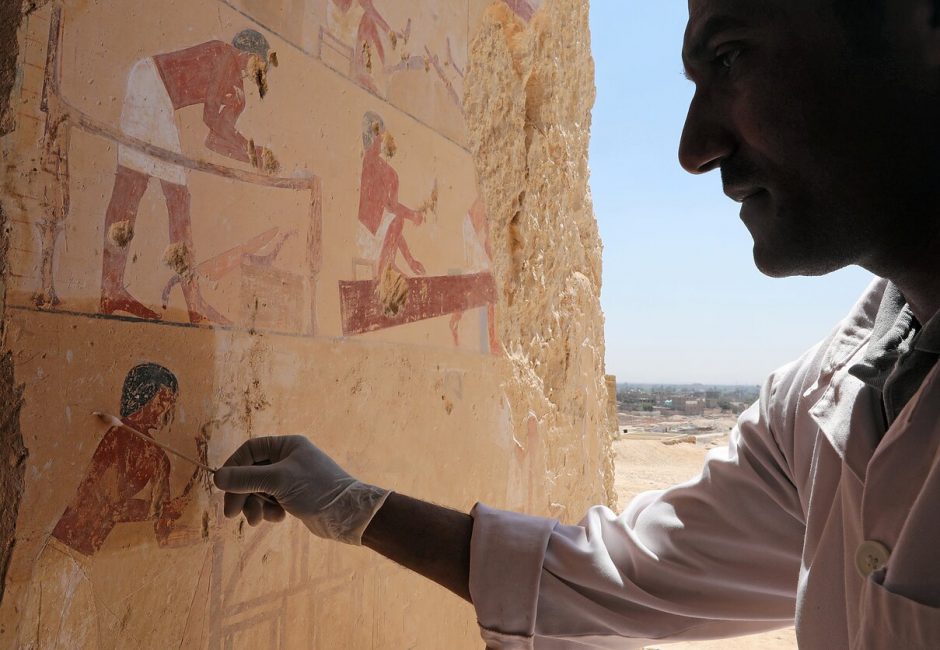 Archeologai Egipte rado faraonų laikų kapavietę ir mumiją