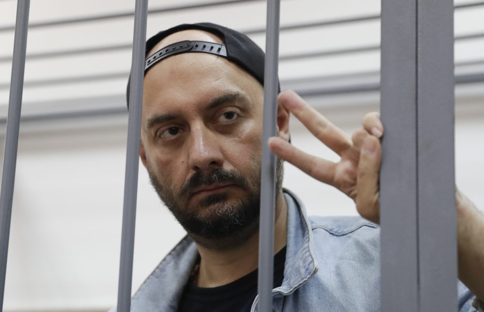 Kanuose ovacijomis sutikta namų arešte laikomo režisieriaus K. Serebrenikovo juosta
