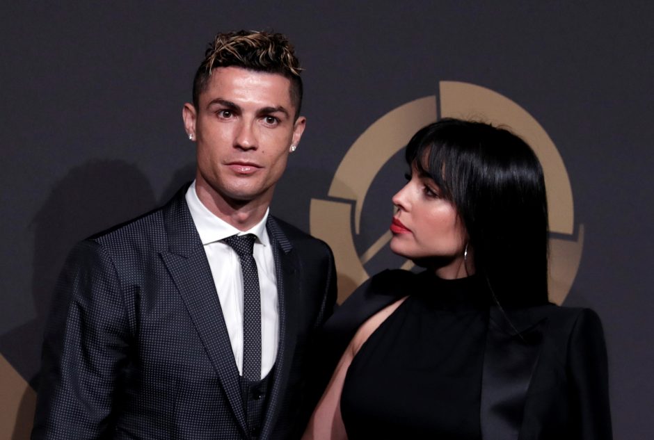 Gandai pasitvirtino: futbolininkas C. Ronaldo susižadėjo su mylimąja