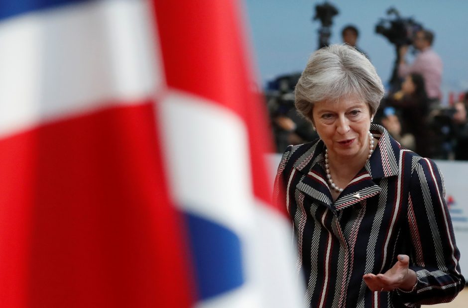 Th. May „Brexit“ susitarimas gali būti prikeltas