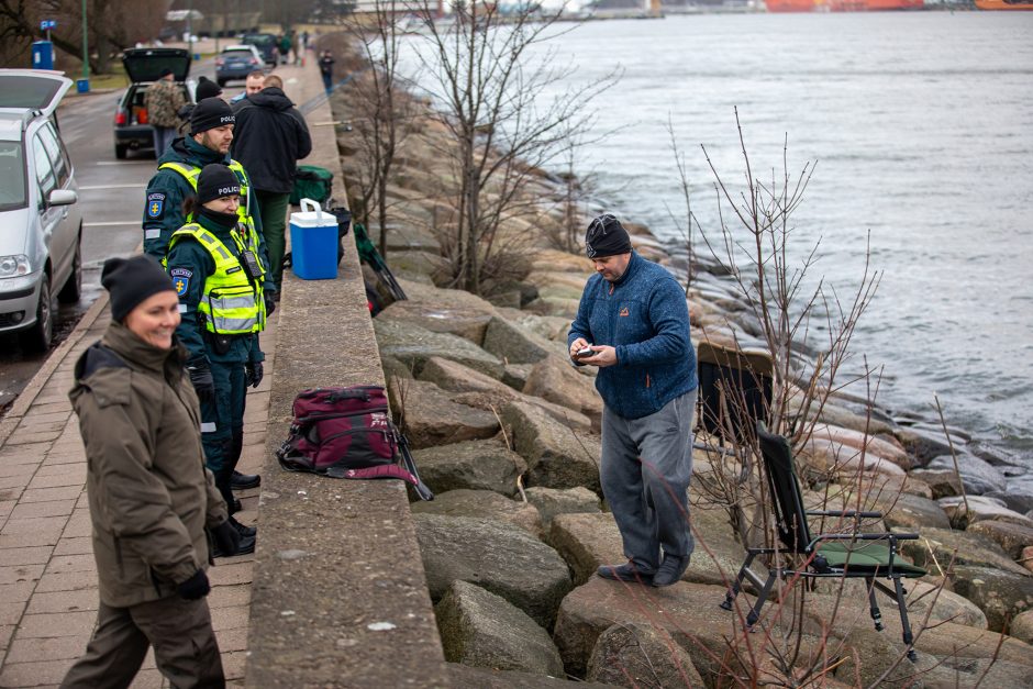 Stintų žvejyba jau pasiglemžė dvi gyvybes: policija prašo nerizikuoti
