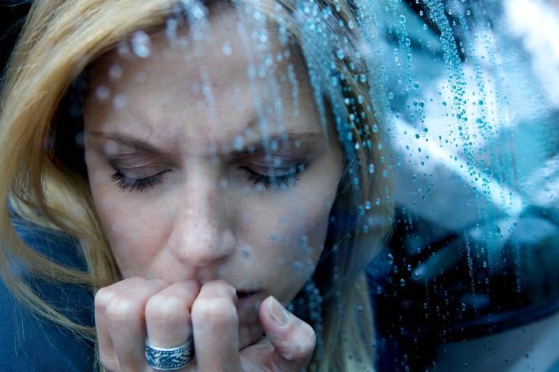 Psichologas apie „mėlynąjį pirmadienį“: kodėl netikėtai užklumpa liūdesys?