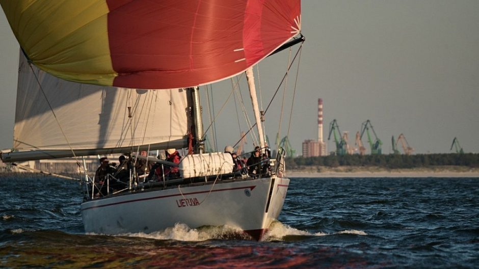 Jachta „Lietuva“ išplaukė į priešpaskutinį odisėjos etapą