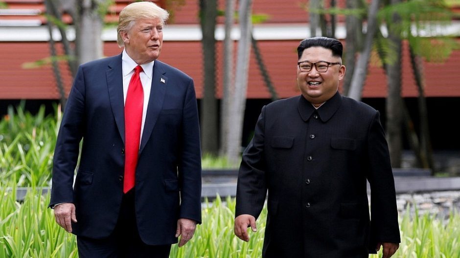 D. Trumpas sako vertinantis Rusijos ir Kinijos pagalbą derybose su Šiaurės Korėja