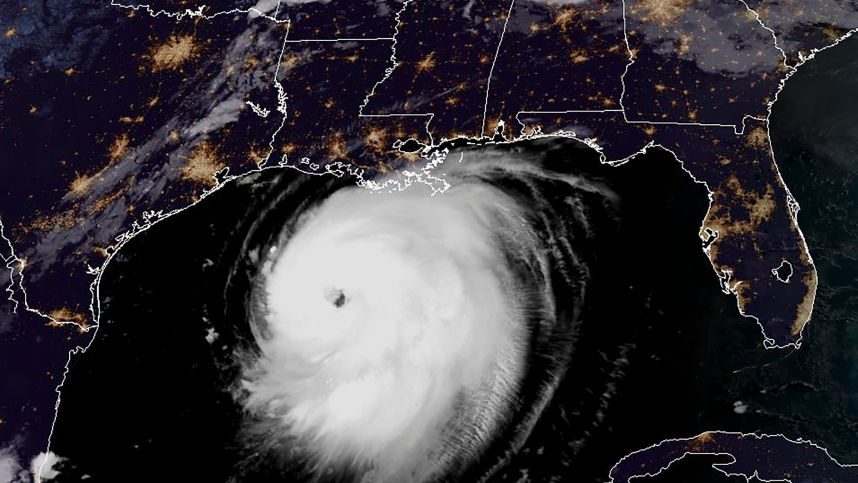 „Itin pavojingas“ uraganas „Laura“ pasiekė sausumą Jungtinėse Valstijose