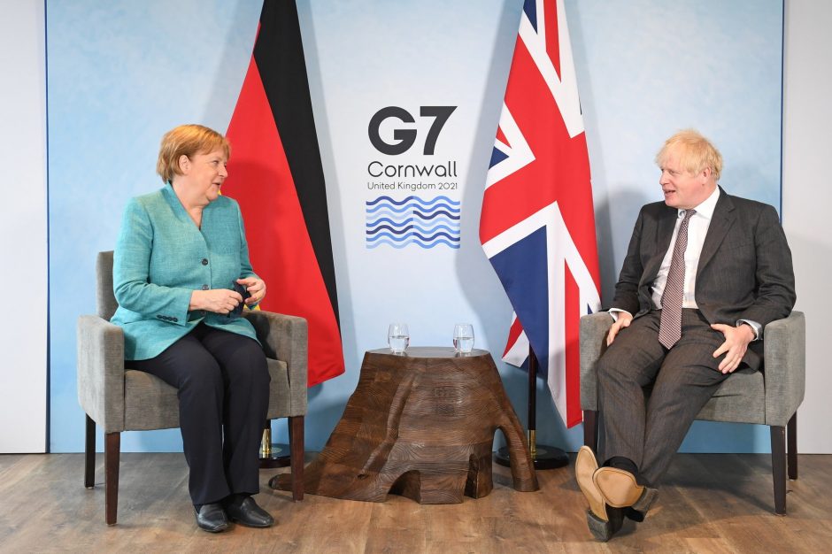 Paaiškėjo, kada JK premjeras B. Johnsonas priims Vokietijos kanclerę