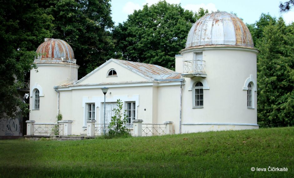 Bus remontuojami Vilniaus universiteto Observatorijos pastatai