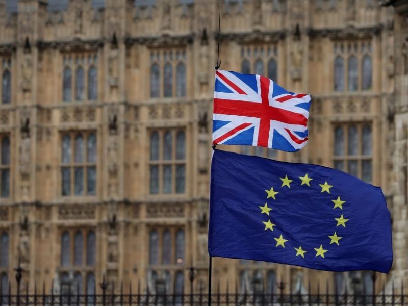 JK parlamentas gruodžio 30-ąją sieks ratifikuoti susitarimą dėl prekybos po „Brexit“