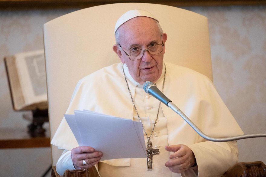 Popiežius: Kalėdos – vilties ženklas pandemijos sunkumų fone
