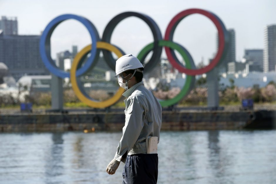 Tokijo olimpiados organizatoriai pranešimą apie galimą žaidynių atšaukimą vadina melagiena