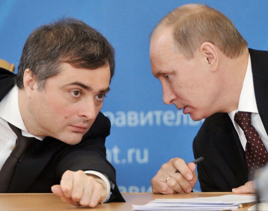 Rusijos politologas: V. Putino padėjėjas V. Surkovas paliko valstybės tarnybą