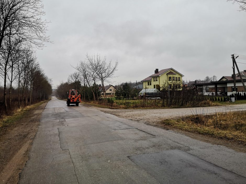 Judri gatvė skęsta tamsoje: klaipėdiečiai baiminasi nelaimių, įžvelgia realų pavojų