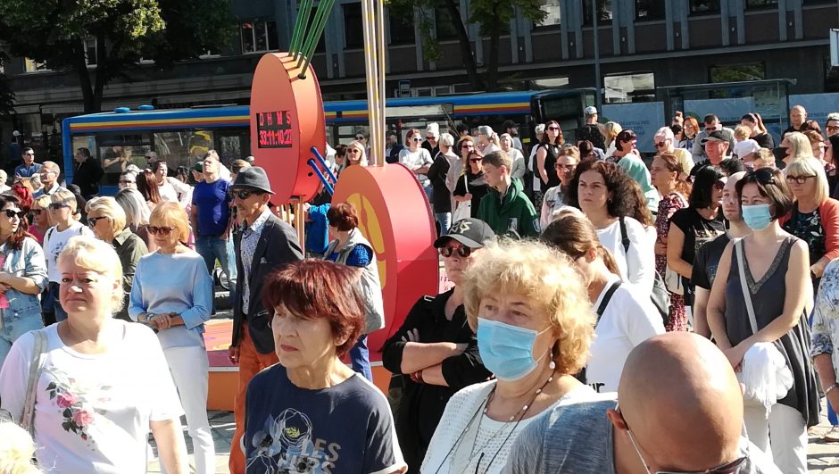 Protestas neaplenkė ir Klaipėdos: žmonės skandavo skambius šūksnius