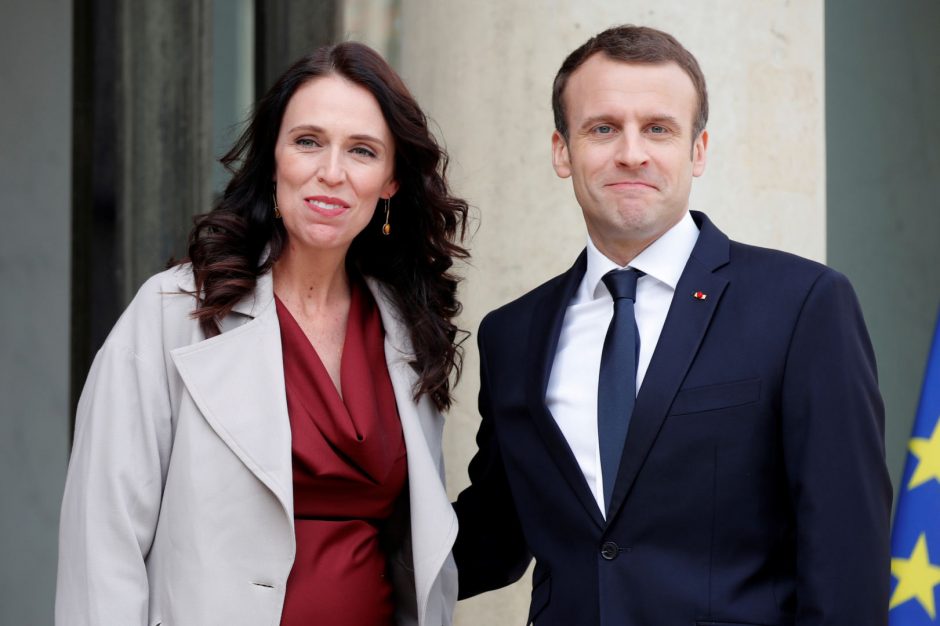 E. Macronas ir J. Ardern Paryžiuje vadovaus susitikimui prieš ekstremizmą internete