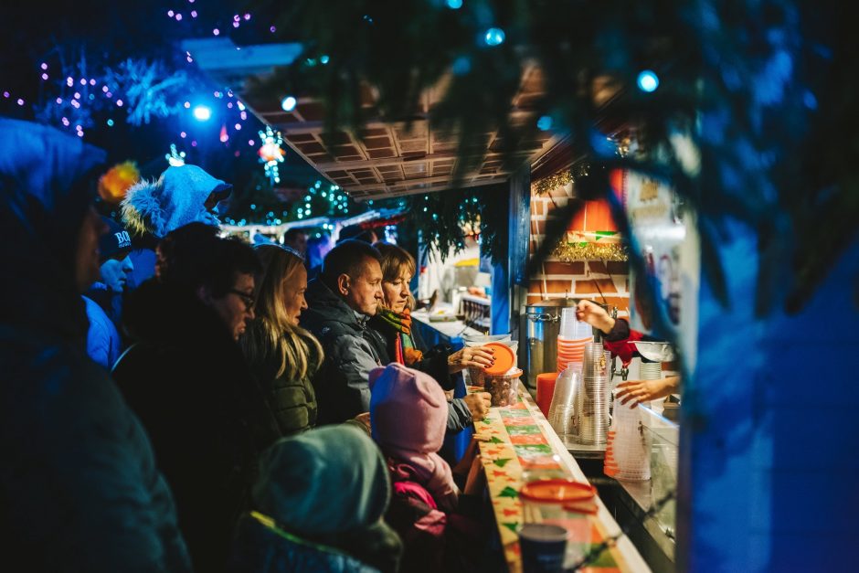 Kosminiame Kauno Kalėdų miestelyje – rekordinio dydžio ledinukas
