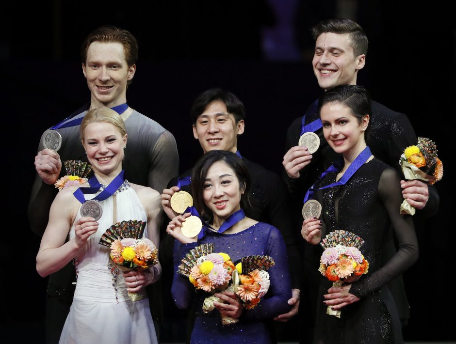 Pasaulio čempionato auksas – Kinijos čiuožėjams