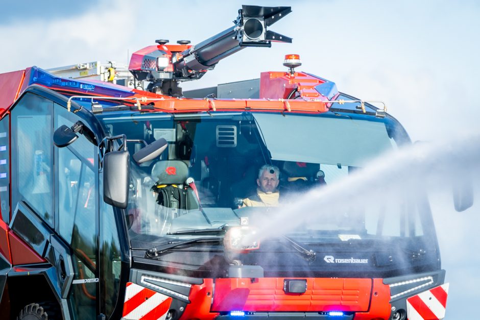 Palangos oro uoste budės daugiau nei 500 tūkst. eurų vertas ugniagesių automobilis