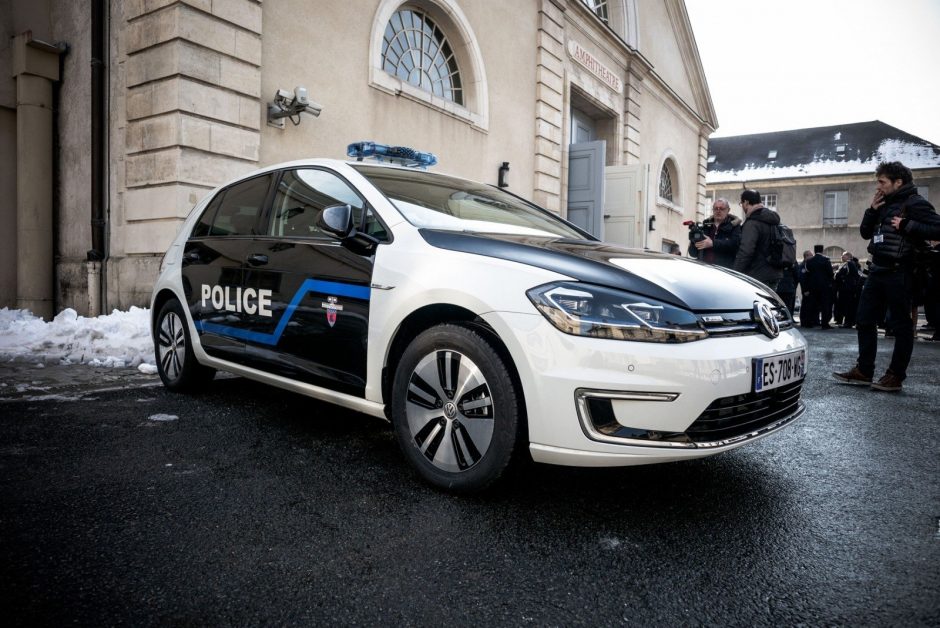 Prancūzijoje dingo šarvuoto furgono vairuotojas ir milijonas eurų