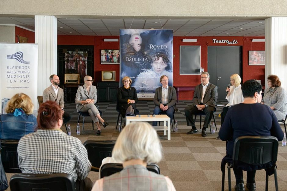 Klaipėdos muzikinis teatras nusiteikęs stebinti: sezoną pradės „Romeo ir Džuljetos“ meilės istorija