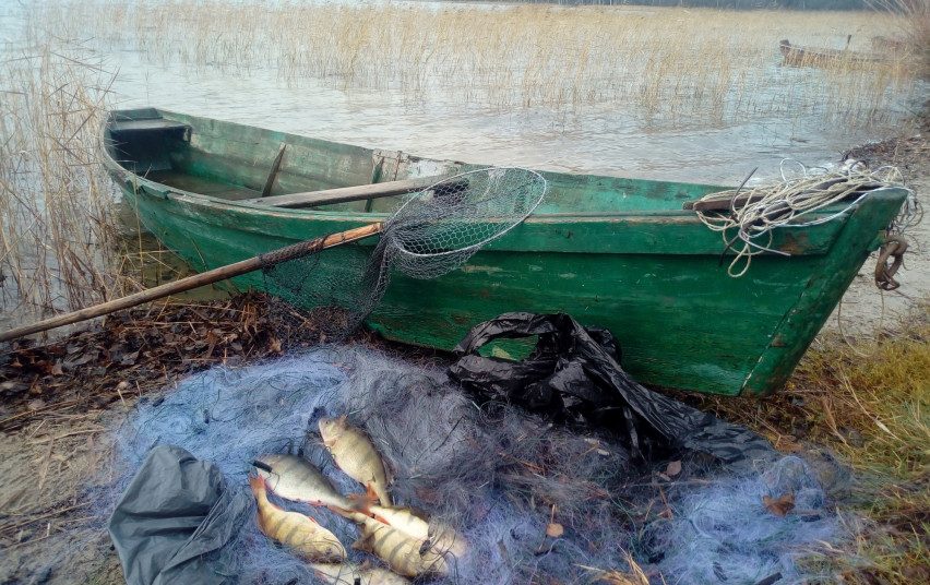 Aplinkosaugininkai sulaikė nelegaliai Švenčionių rajone žvejojusį asmenį