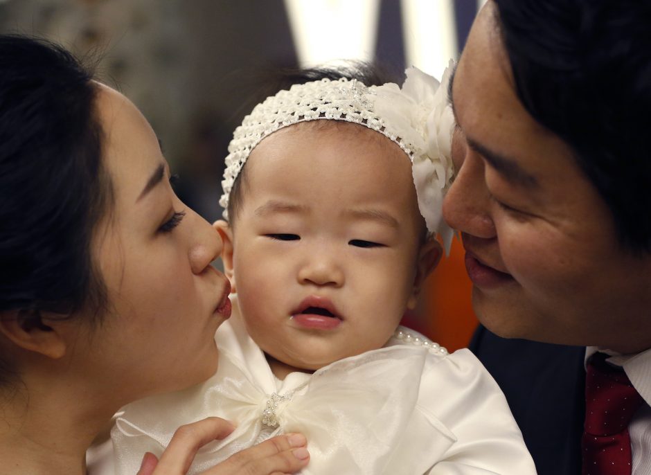 Pietų Korėjoje gimstamumas nukrito iki žemiausio lygio istorijoje