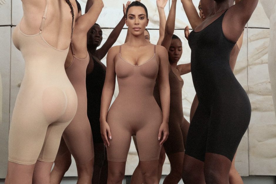 K. Kardashian kaltinama kultūros savinimusi: keis savo drabužių linijos pavadinimą 