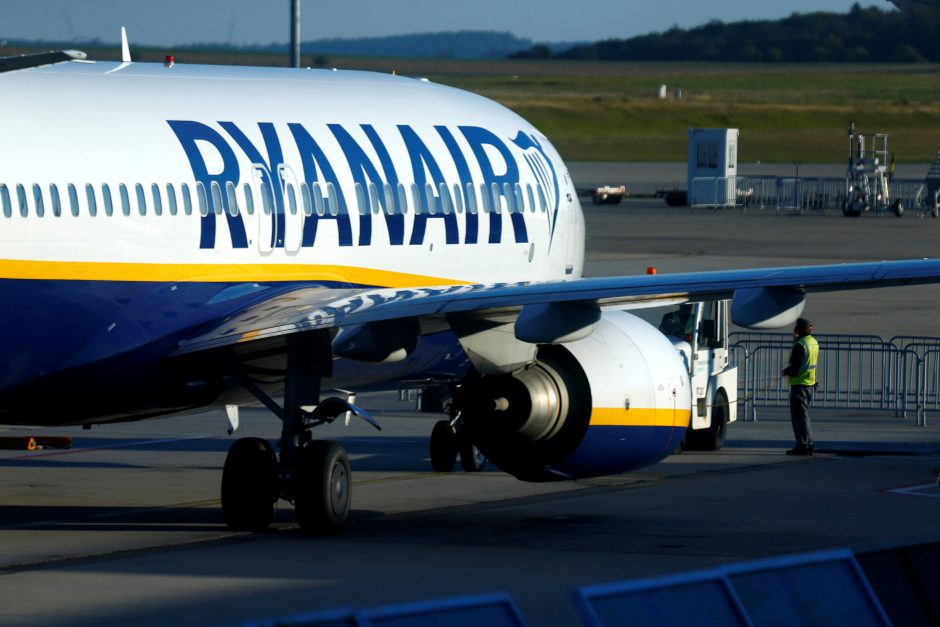 „Ryanair“ ketina atleisti daugiau nei 500 darbuotojų