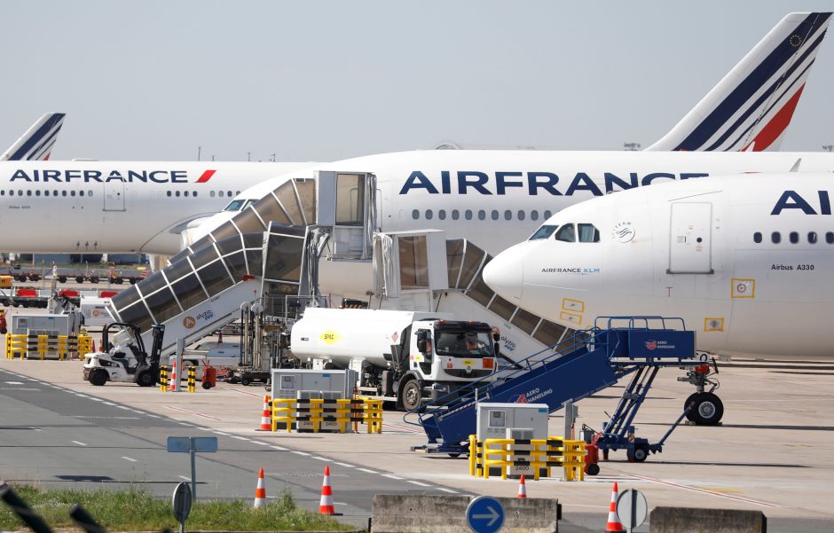 ES patvirtino Prancūzijos 7 mlrd. eurų vertės pagalbą oro linijoms „Air France“