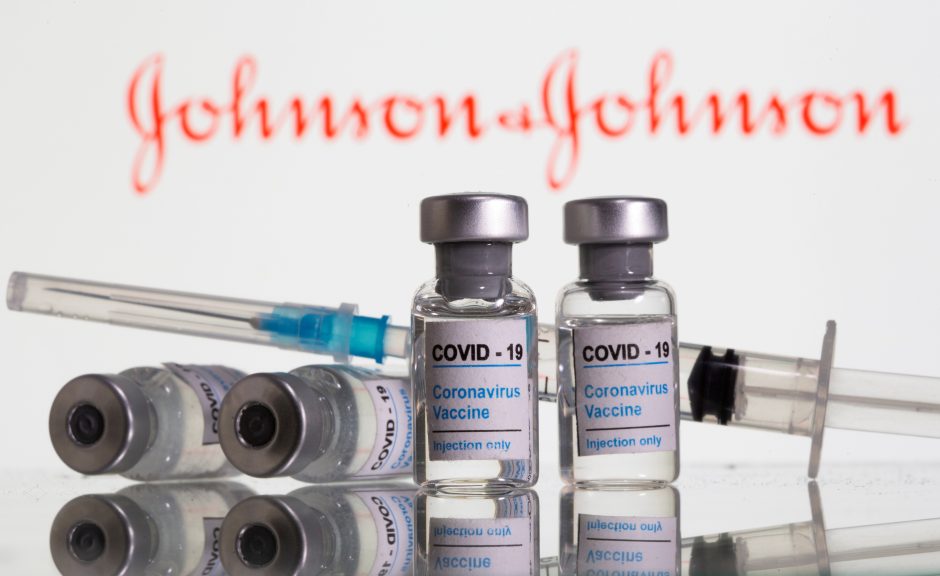 JAV ketina įsigyti papildomas 100 mln. „Johnson & Johnson“ vakcinos nuo COVID-19 dozes