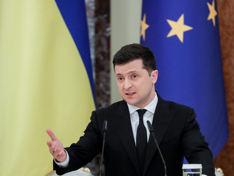 Suintensyvėjus susirėmimams Ukrainos prezidentas išvyko į separatistinio konflikto zoną