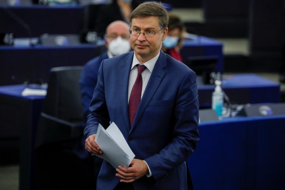 V. Dombrovskis: JAV turi imtis konkrečių veiksmų dėl transatlantinių prekybos įtampų numalšinimo