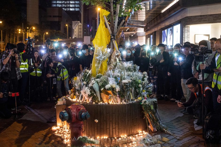 Kinijos premjeras: Honkongo protestų dilema vis dar neišspręsta