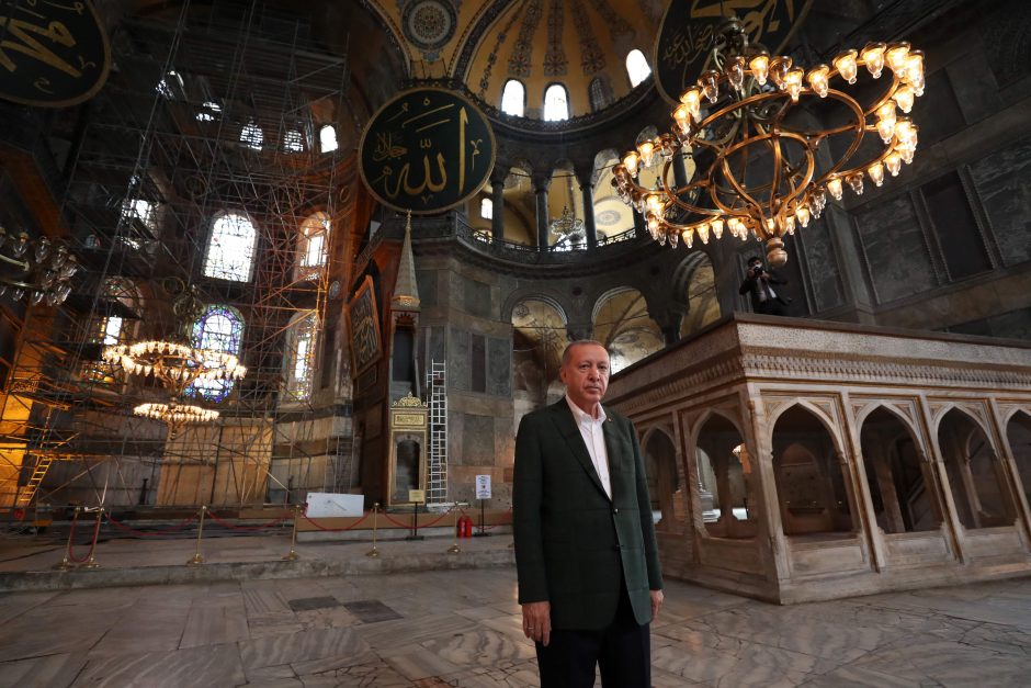 Turkijos prezidentas aplankė vėl mečete paverstą Švč. Išminties soborą