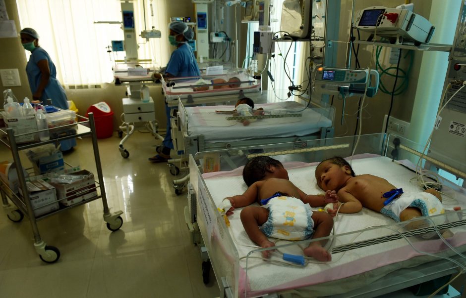 Jungtinės Tautos: kasmet miršta beveik trys milijonai nėščių moterų ir naujagimių