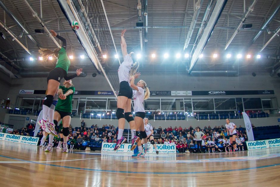 Septynios komandos stoja į kovą Lietuvos moterų tinklinio čempionate