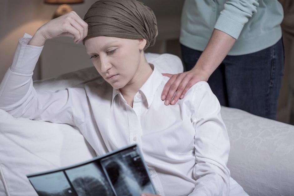 Atskleidė, kurių profesijų atstovai susirgti vėžiu rizikuoja labiausiai