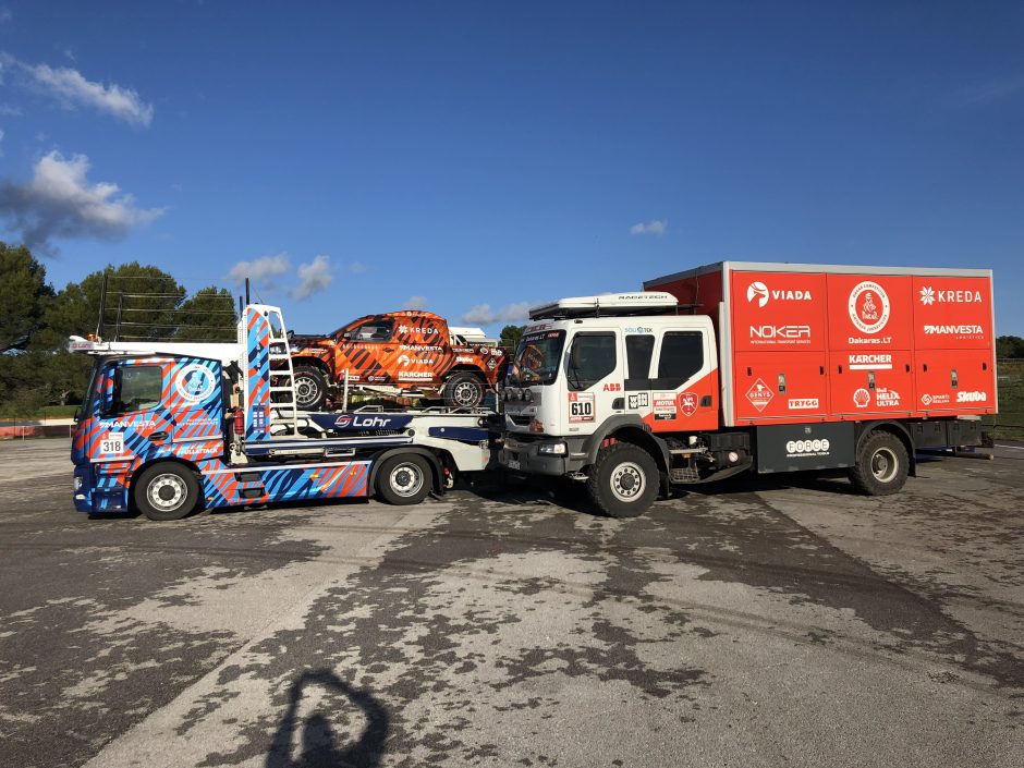 Pietų Prancūzijoje Europos dalyviai atsisveikina su Dakaro technika