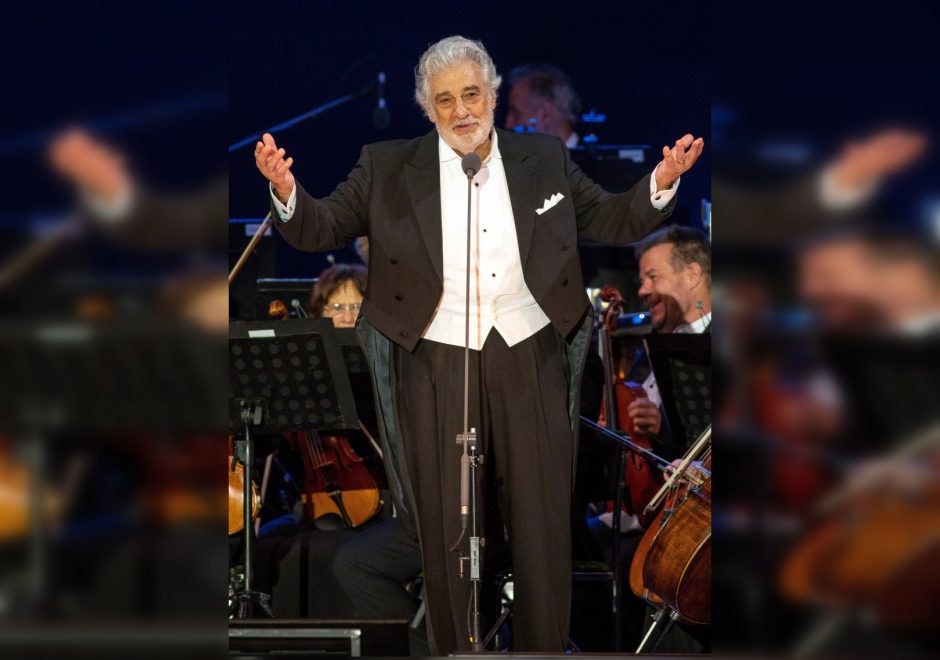 Operos žvaigždė P. Domingo „nuoširdžiai atsiprašo“ dėl lytinio priekabiavimo