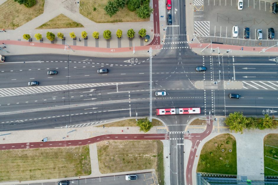 Viešojo transporto keleivių srautai Vilniuje sumažėję, prioritetas – saugios kelionės