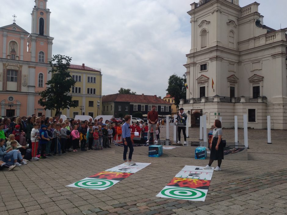 LRT kviečia vaikus į „Įdomiąsias atostogas“: šįkart laida persikėlė į Kauną