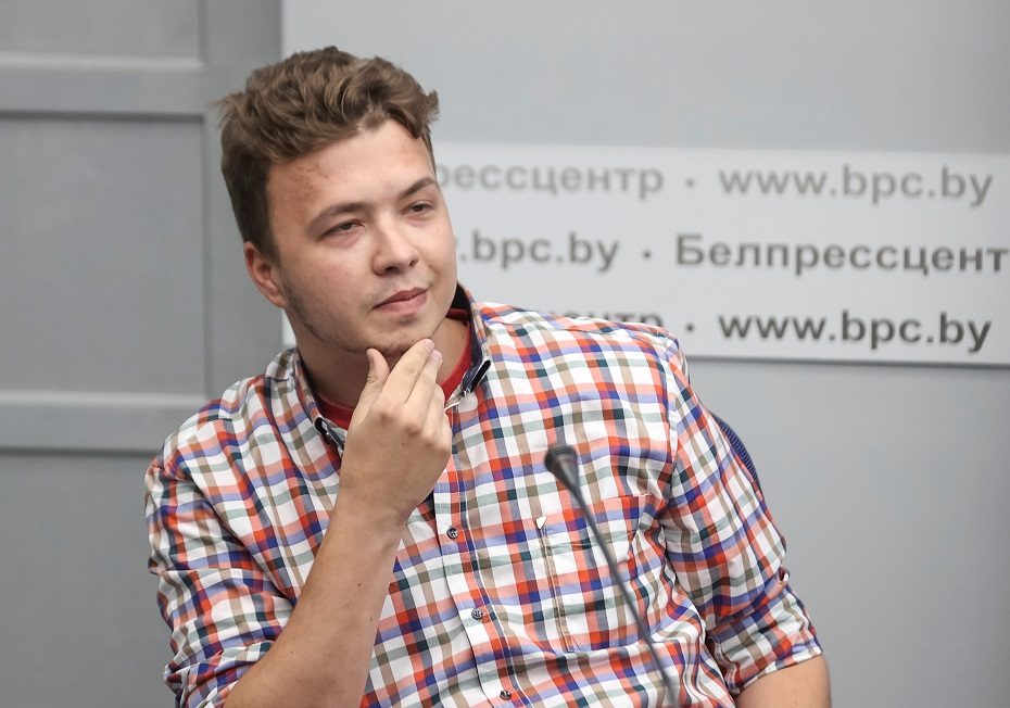 Baltarusijos žurnalistė per R. Pratasevičiaus spaudos konferenciją: netikiu nė vienu žodžiu