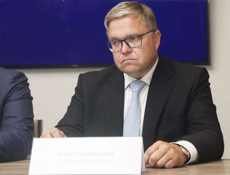 Lietuvos banko pirmininkas: bankų mokestis užrakins rinką, mokestį galima apeiti