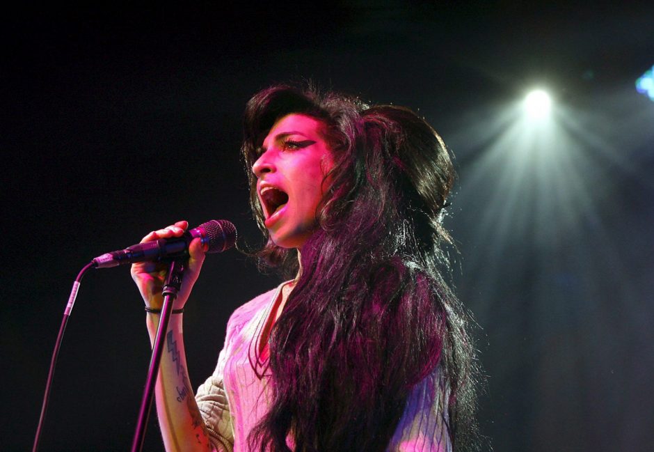Aukcione JAV bus parduodami prieš 10 metų mirusios atlikėjos A. Winehouse daiktai