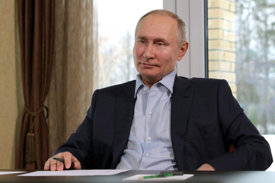 V. Putinas palygino sankcijų įvedimą su karo paskelbimu