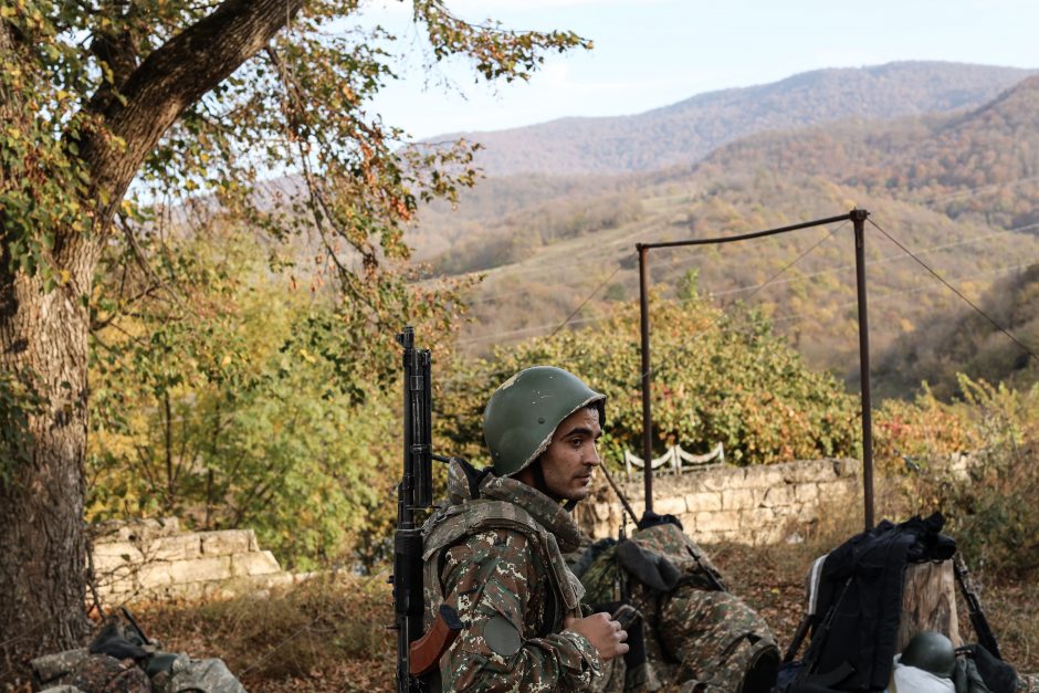 Kalnų Karabacho vadovas: prie svarbaus Šušos miesto artinasi Azerbaidžano pajėgos